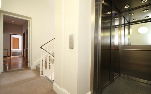 Luxury D'Olier Street Apartment