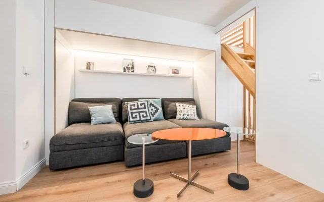 Stylish New Cube Loft by Berlin-Wall-Apartments