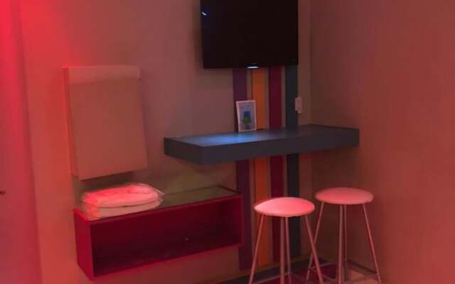 Origen Hotel (Motel)