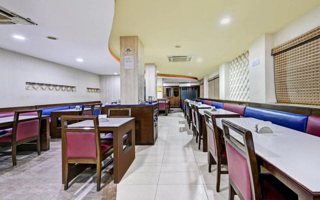 Super OYO Townhouse OAK Hotel Belsons Taj Mahal