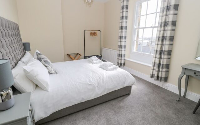 Coquet View Apartment