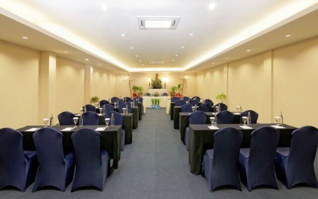 Airy Kartika Plaza Kuta Centre 8X Bali