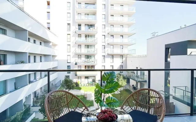 Lumina 3-room apart on Drewnowska