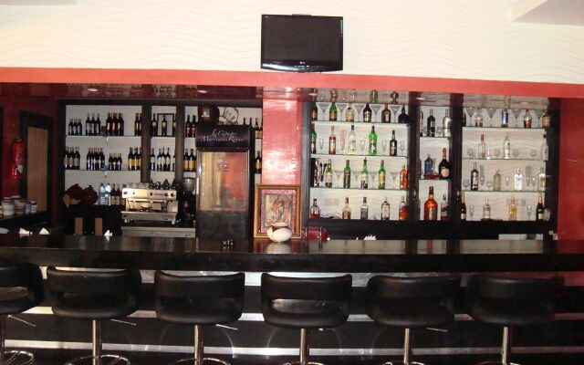 New Farah Hotel