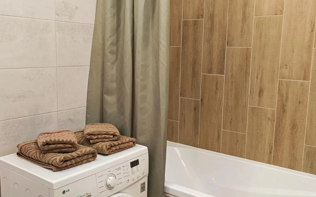 Апартаменты на проспекте Академика Сахарова 79