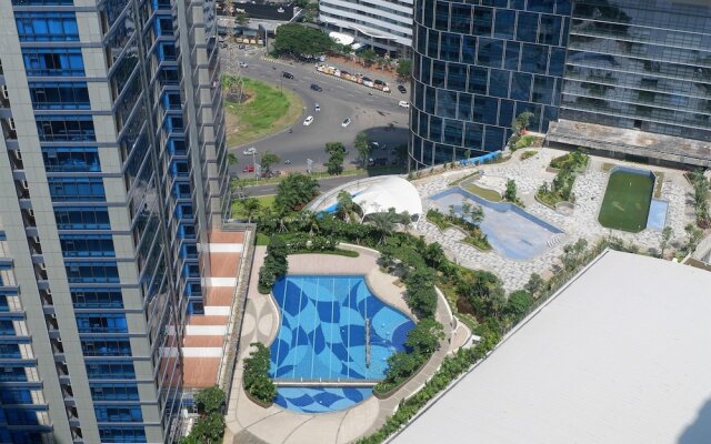 Studio Apartment Connected to Mall at Supermall Mansion