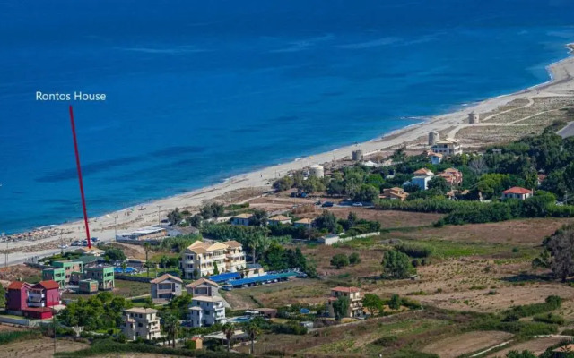 Rontos House, seaside
