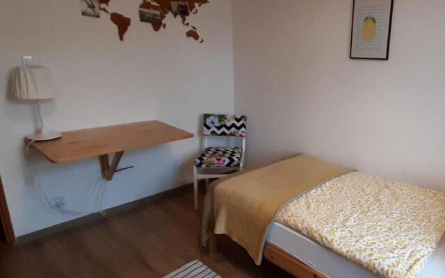 Lemuria Hostel Szkolna centrum