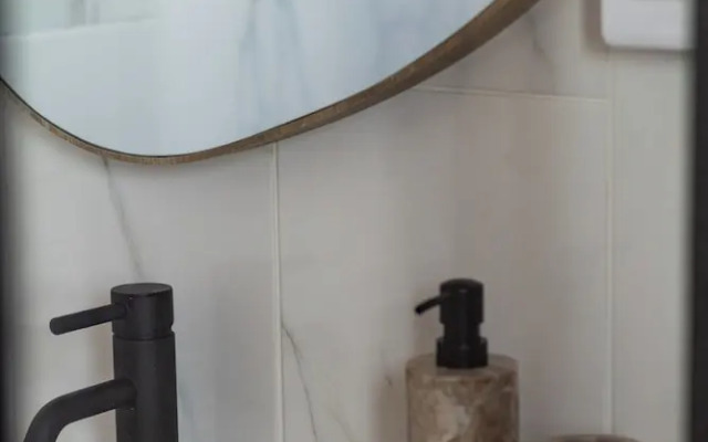 2 Bedroom, Mountain View Penthouse, Century City