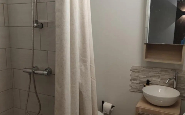 Studio (Adults Only)