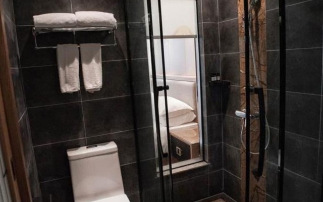 Vyluk J Hotel Tongxiang EDZ