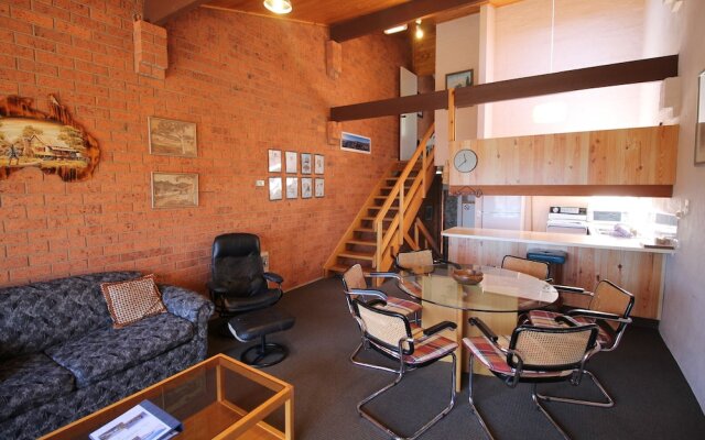 Snowbird 1 - Jindabyne Townhouse