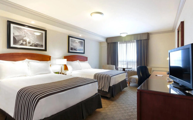 Sandman Hotel & Suites Winnipeg Airport