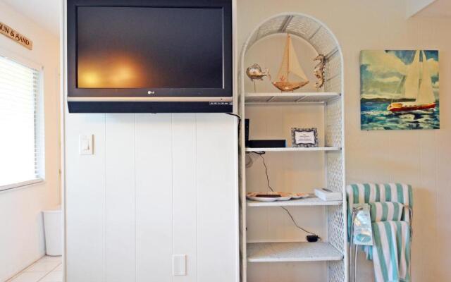 Sea Club II 5955 #8E