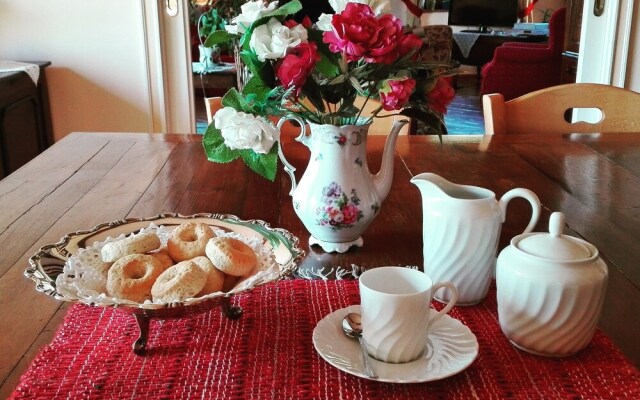 B&B Pathirion