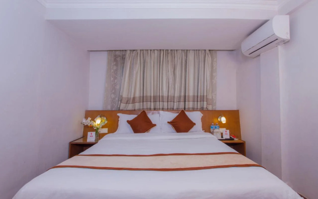 Osho Holiday Inn