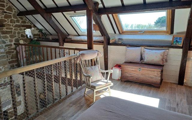 Stone House by Beach in Pont-aven