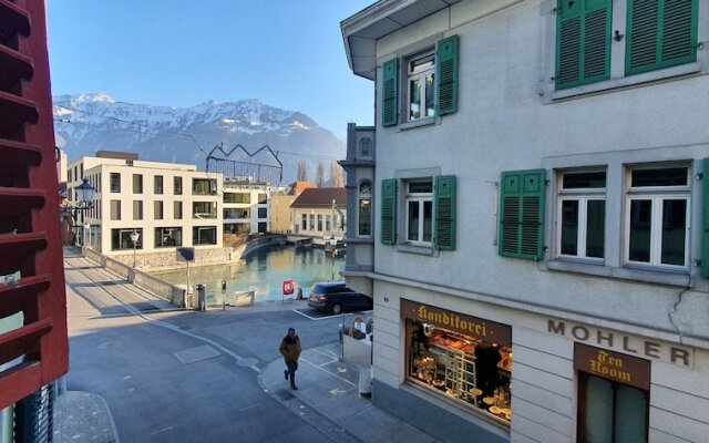 The Aarburg Hotel & Café