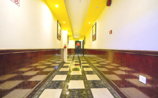 OYO 124 Al Salam Palace Hotel