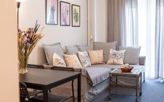 Sunny apartment-Διαμέρισμα45m2 στην πλατεία πάργης