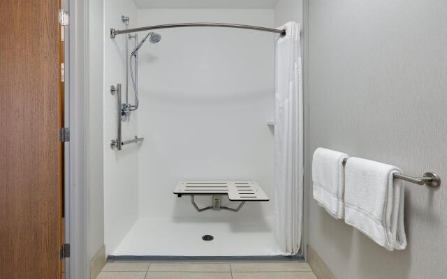 Holiday Inn Express Hotel & Suites Scottsbluff-Gering by IHG