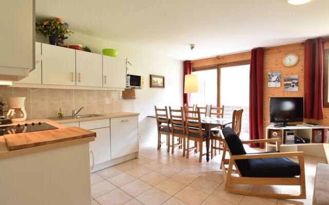 Mod Apartment in La Chapelle-d'Abondance with Mountain View