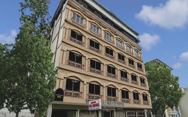 Super OYO Townhouse OAK Hotel Belsons Taj Mahal