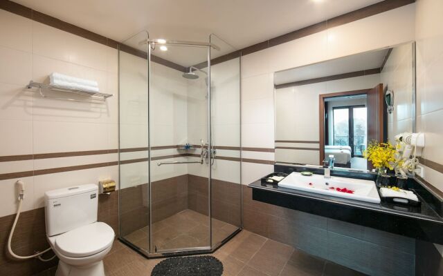 Tam Coc Holiday Hotel & Villa