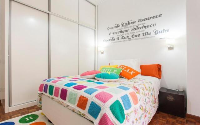 Ginjinha House - 4 Rooms - Bairro Alto - with AC!