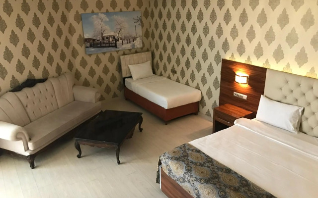 World Point Reis Inn Hotel