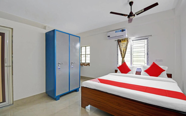 OYO 87280 Hotel Grand Eden