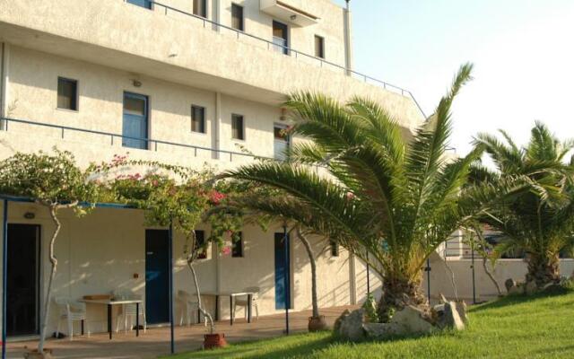 Vigla Beach Apartments