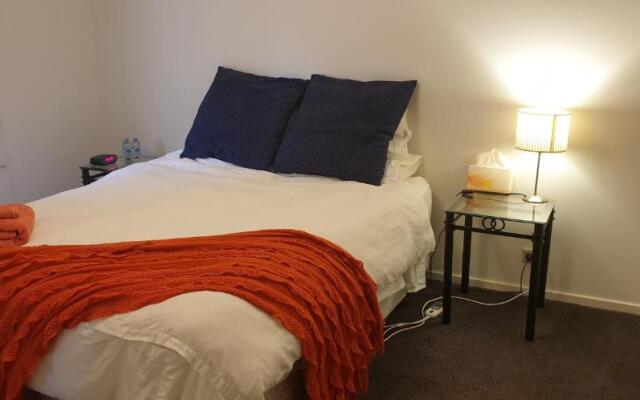Quiet Room own Bathroom at home in Golden Square