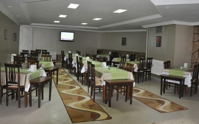 Kayra Hotel