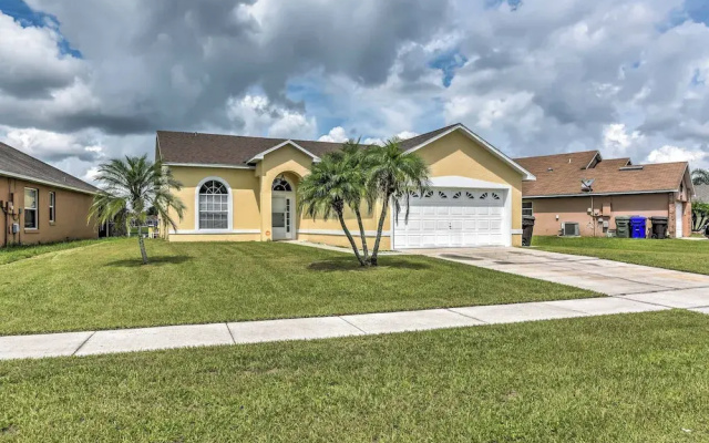 Kissimmee Retreat w/ Pool: Near Disney & Golf!