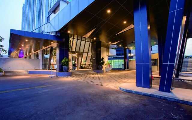 THE 1O1 Jakarta Airport CBC