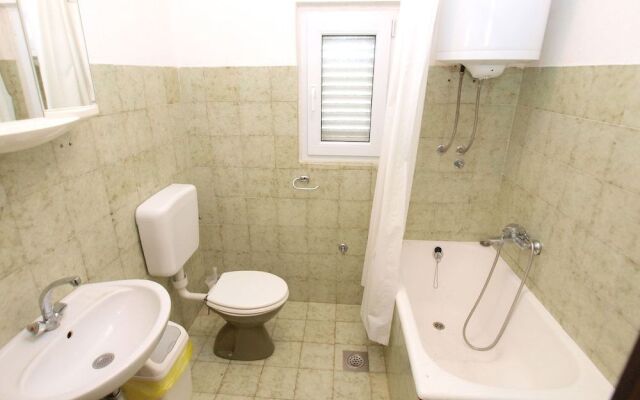 Apartment 722
