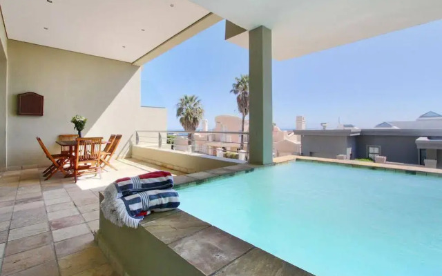 Medburn Views Penthouse