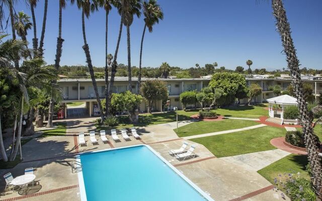 Best Western Golden Sails Hotel