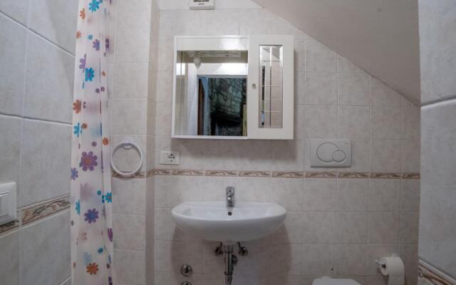 Tenuta di Caiolo - House the source-Casa la Fonte