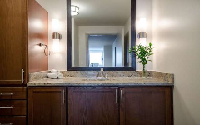 CozySuites | TWO Classy 2BR Condo on Elm St.