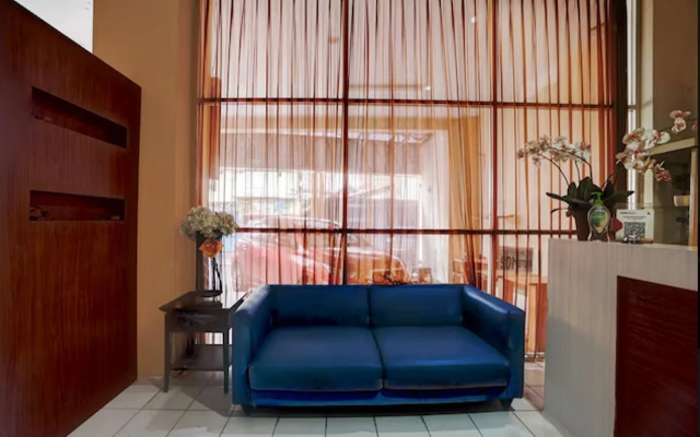 Hotel O Surabaya near Surabaya Town Square formerly Kupang Gunung Residence