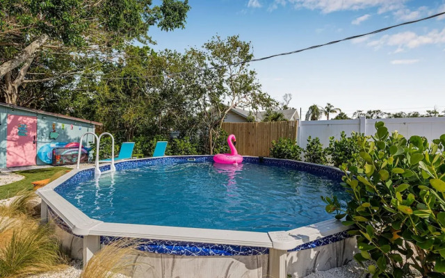 Coastal Sanctuary Near IMG and Beaches