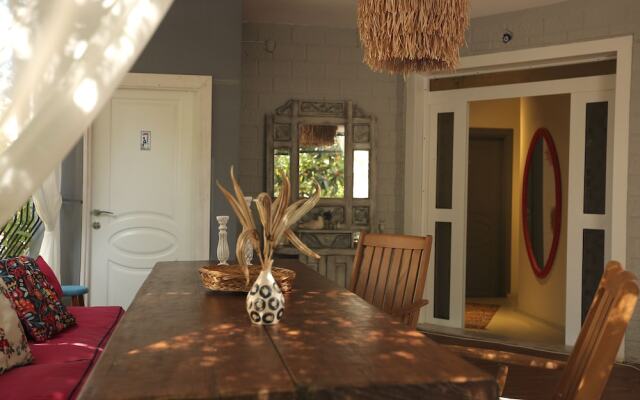 Sakız Kızı Alaçatı