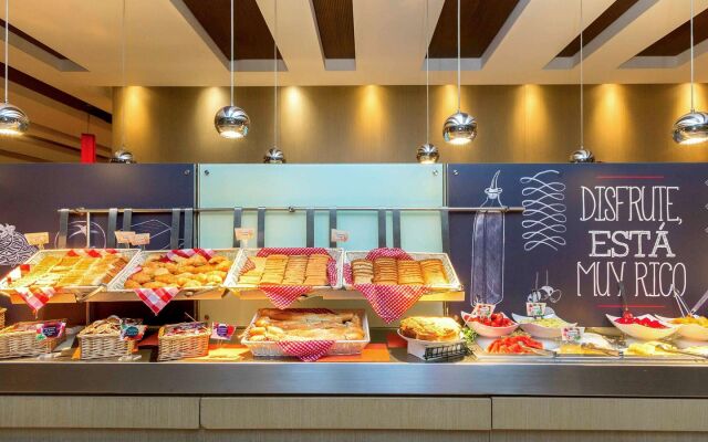 ibis Medellin