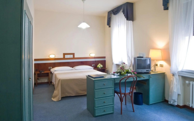 Hotel Centrale Byron