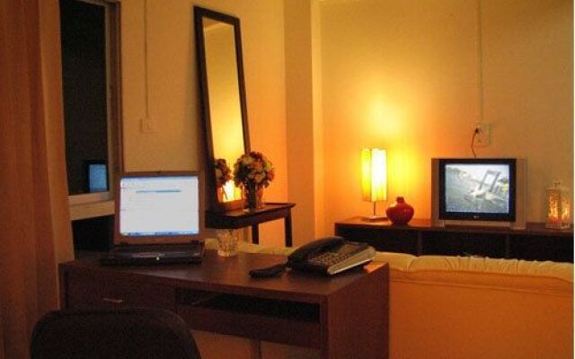 The Room Resort Apartment