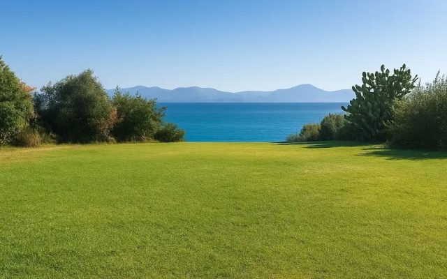 Caecilia Lawrence Bio Sea Villa - Sleeps 12