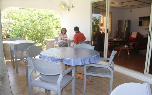 Daniella's Bungalows