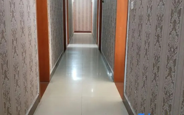 Yueyang Sanxin Hotel (Vocational Institute)
